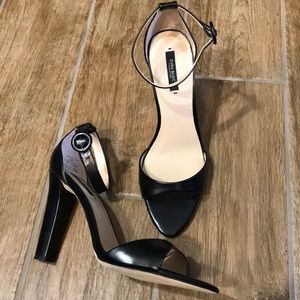 COPY - Black Zara Basic heel